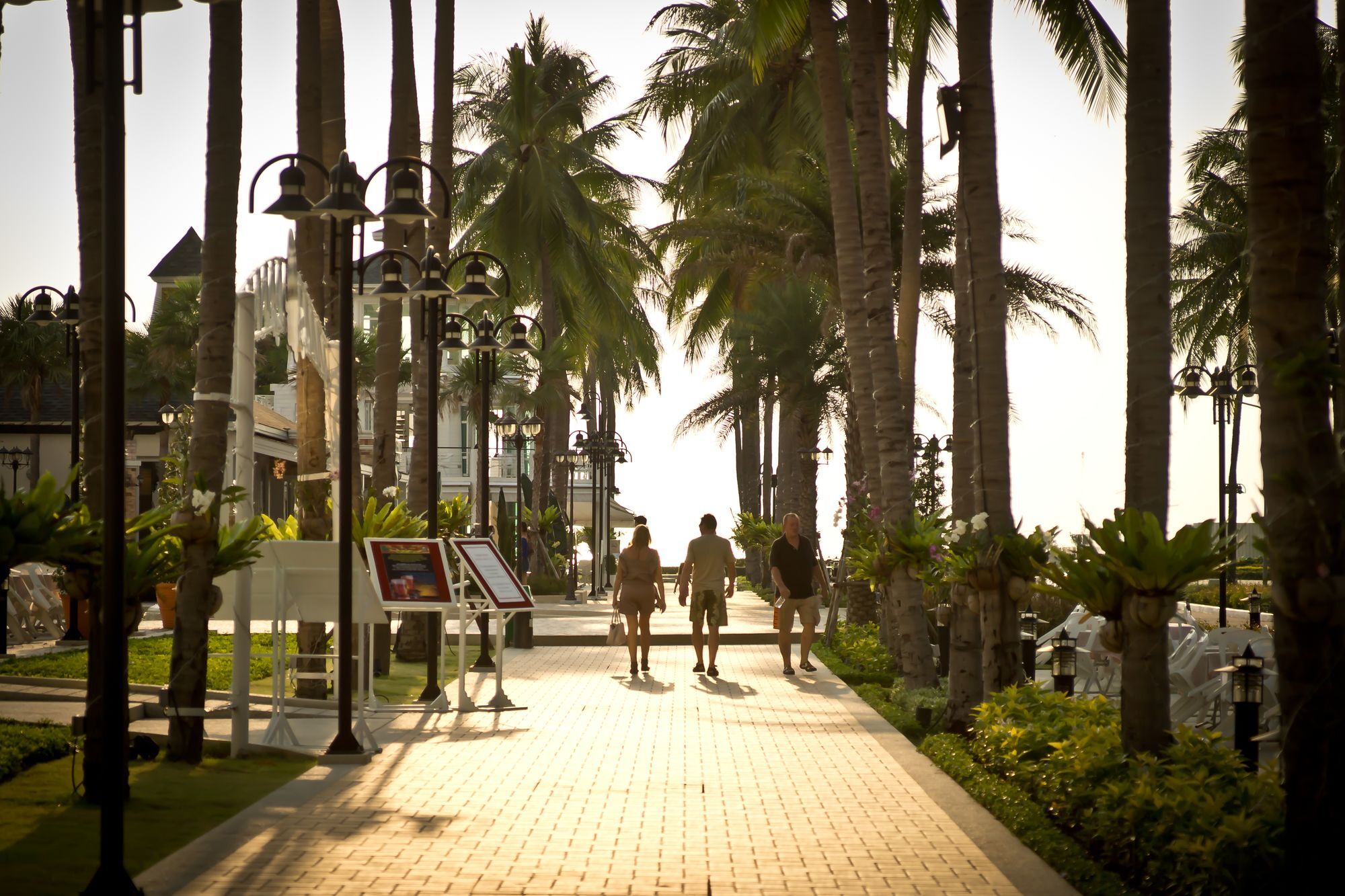 Ambassador City Jomtien Garden Wing Sattahip Ngoại thất bức ảnh